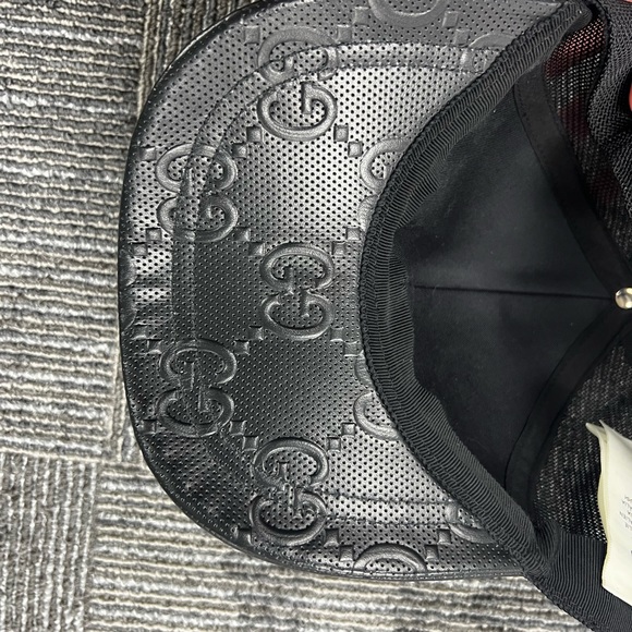GUCCI BASEBALL CAP GG LOGO MESH LEATHER - Picture 10 of 16